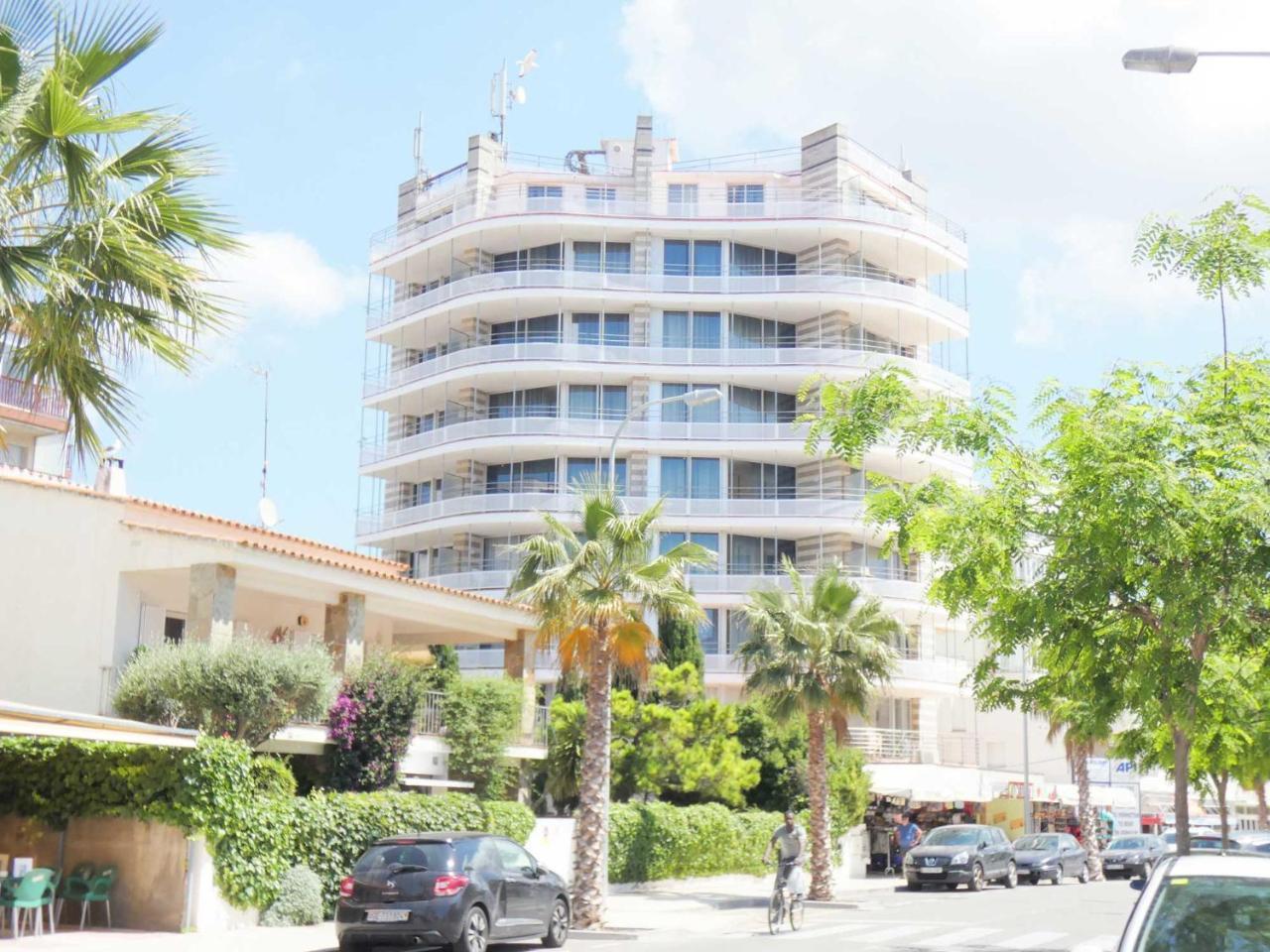 Apartment Bora 4-b