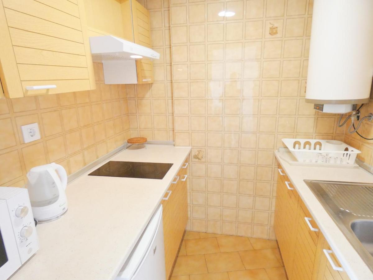 Bora 4-b Apartment Roses